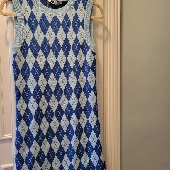 Zara Diamond Sweater Dress - Picture 7 of 10